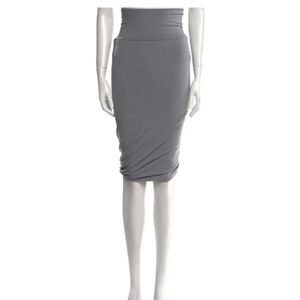 Urban Zen Gray Skirt Size Small Petite